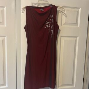 Elegant Burgundy Dress with Floral Embroidery